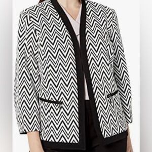 KASPER Zig Zag Knit Fly Away Jacket